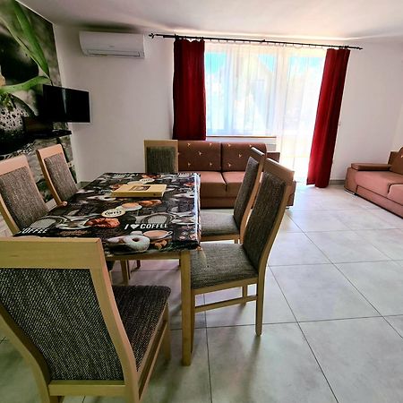 Anita Apartman Шопрон Екстериор снимка